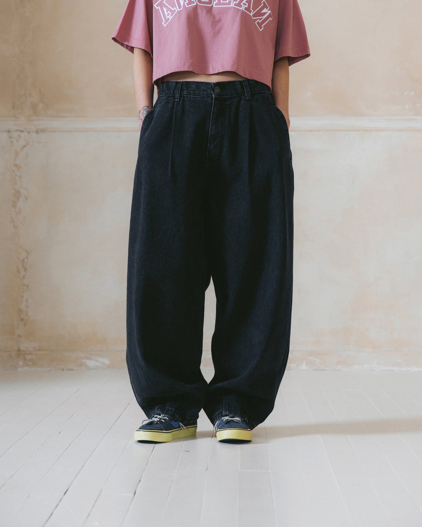 [AG.W] Tin Denim Balloon Pants - Black Denim