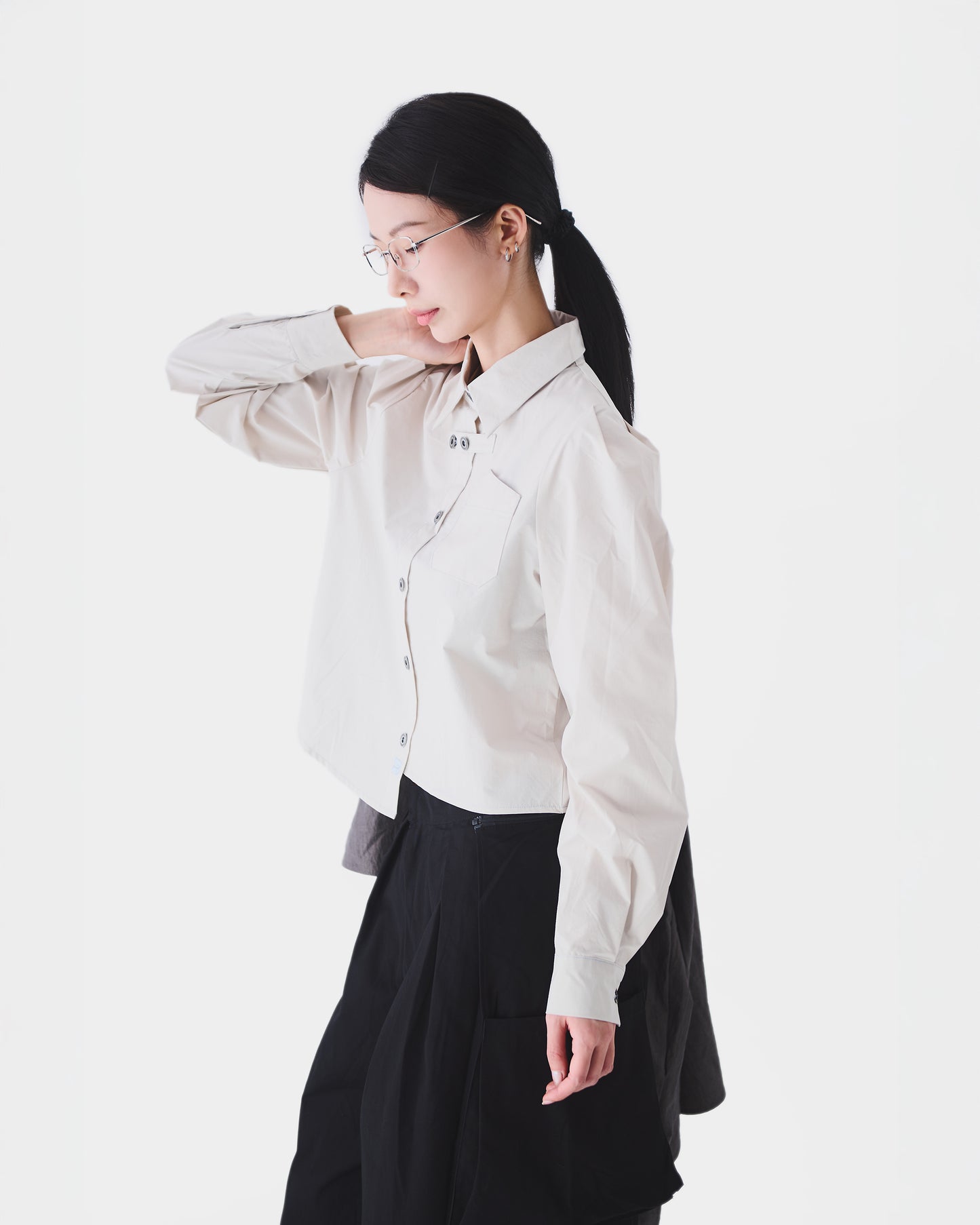 AW24-11 T Asymmetric Cropped Shirt（WHITE）