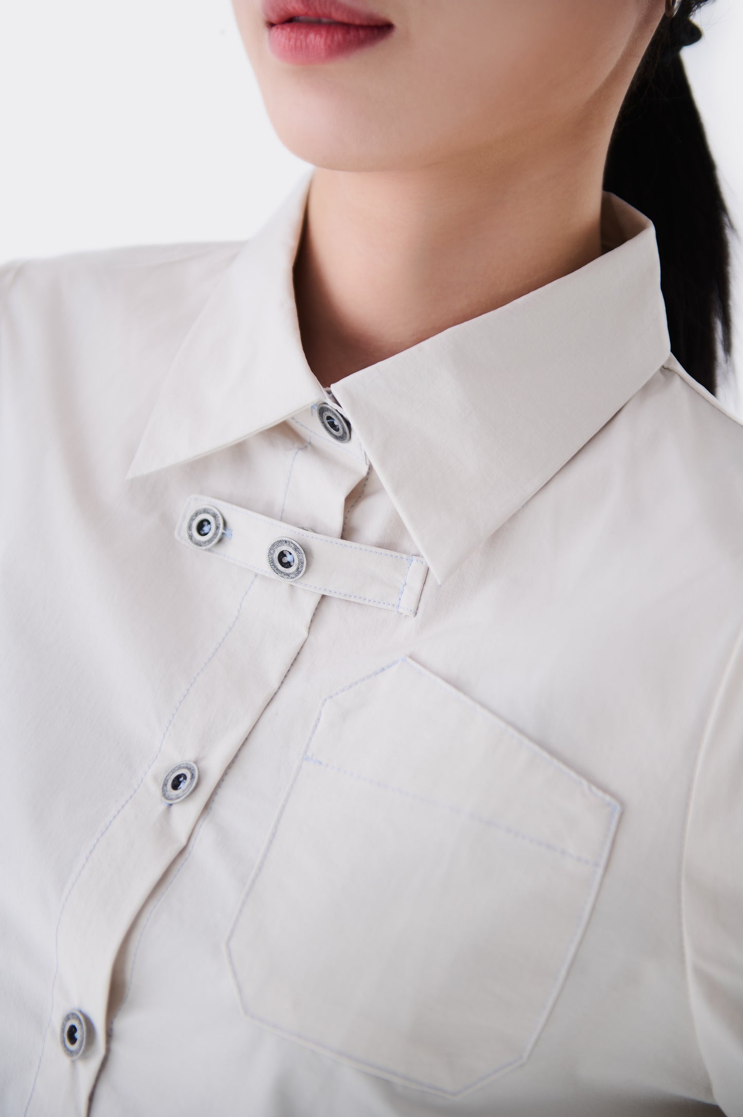 AW24-11 T Asymmetric Cropped Shirt（WHITE）