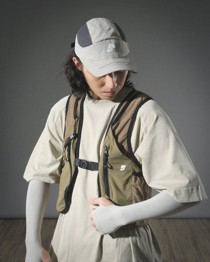 S24 / 18 — O-03 Maneuverable Mighty Form Vest (Khaki)